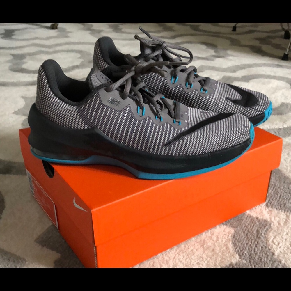 NIKE AIRMAX - Infuriate II